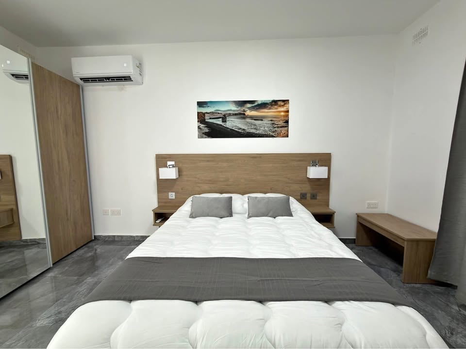 1-bedroom apartment for rent in Gżira, Malta - Image 1