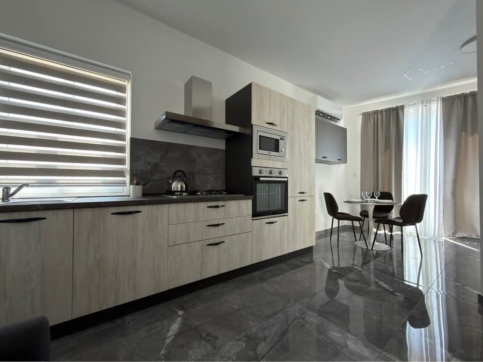 1-bedroom apartment for rent in Gżira, Malta - Image 3
