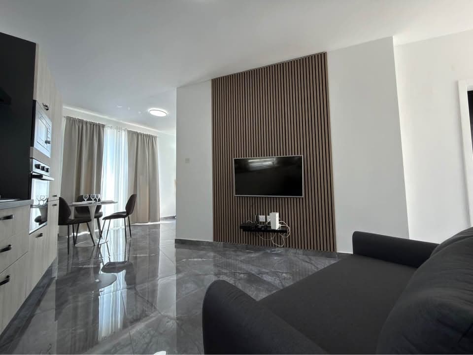 1-bedroom apartment for rent in Gżira, Malta - Image 4