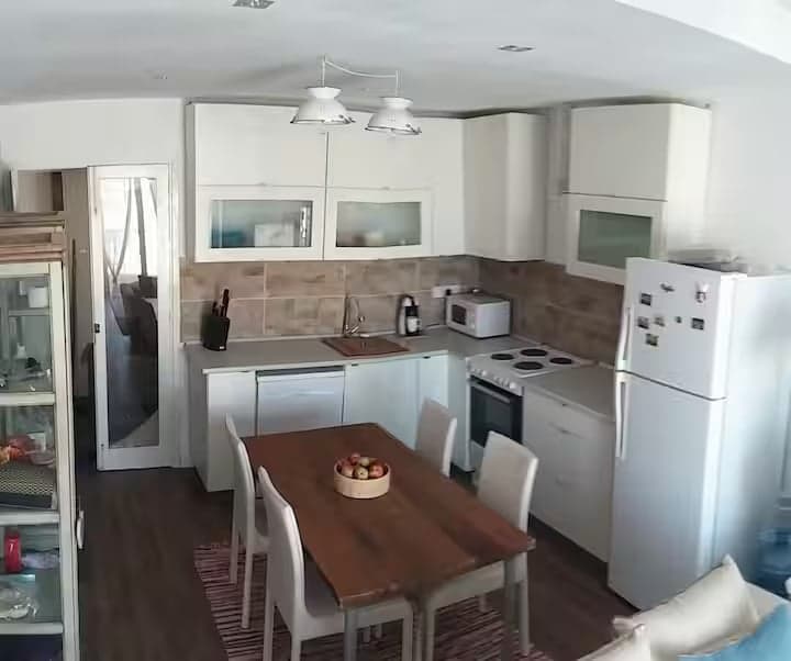 3-bedroom apartment for rent in San Ġiljan (St. Julian's), Malta - Image 5