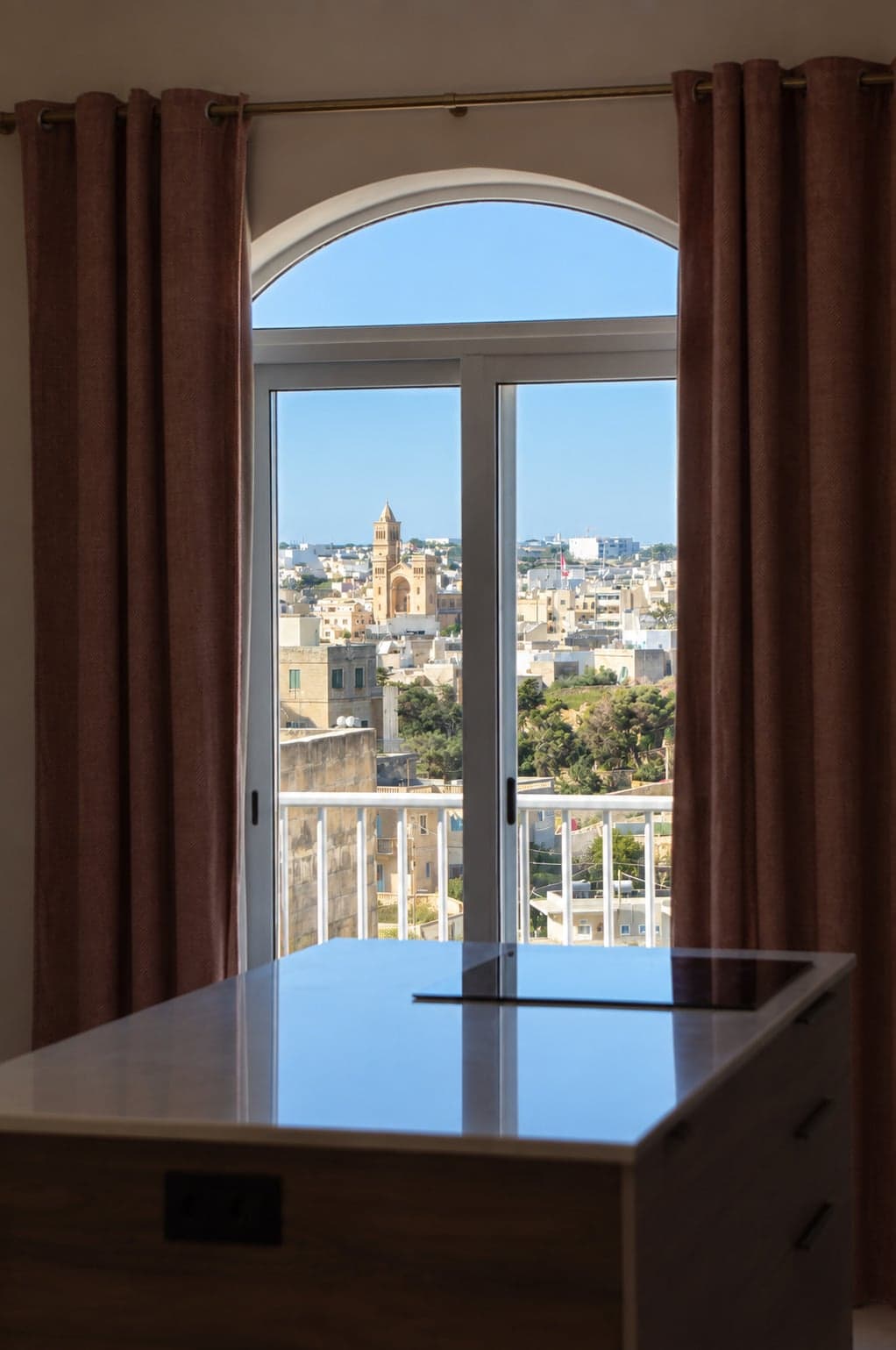 3-bedroom apartment for rent in Birżebbuġa, Malta - Image 4