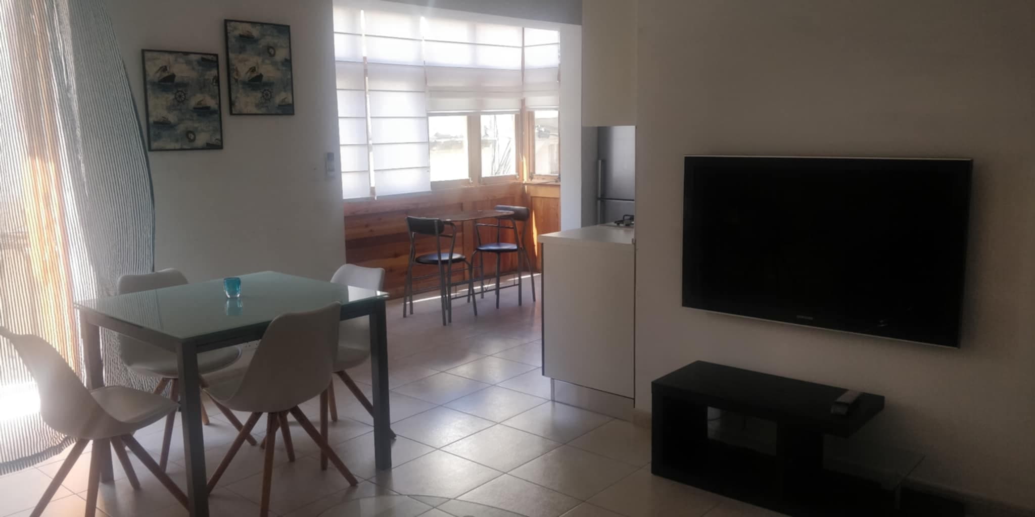 Cosy Central Apartment - Image 2