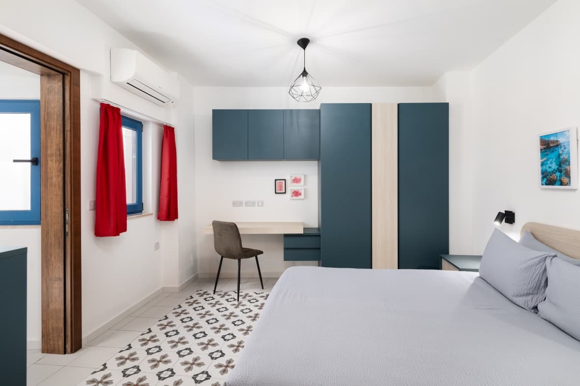 Naxxar House of Character with Pool & Garage - Image 12