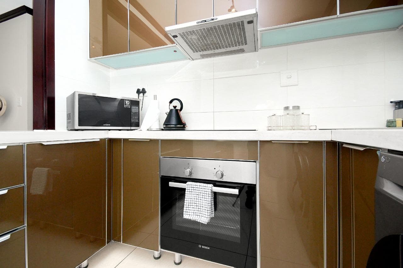Spacious and fully furnished two bedroom apartment available in Malta - Image 10